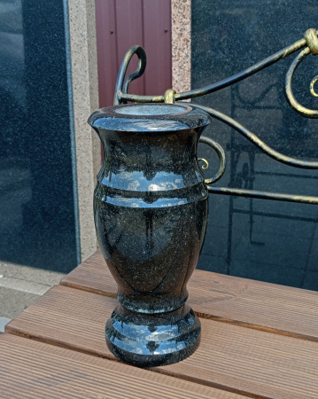Ваза Классика (30*15, гранит Габбро) арт:765