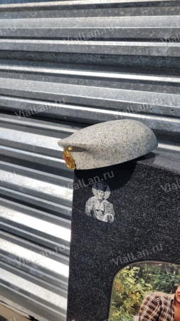 Берет (22*19*8, гранит Мансуровский) арт:1669