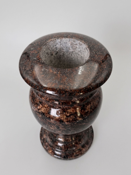Ваза Классика (25*15, гранит Дымовский) арт:1504