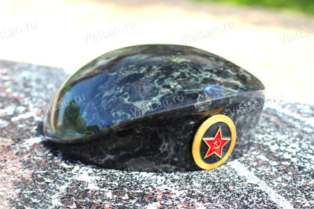 Берет (22*19*8, пироксенит Сопка Бунтина) арт:1779