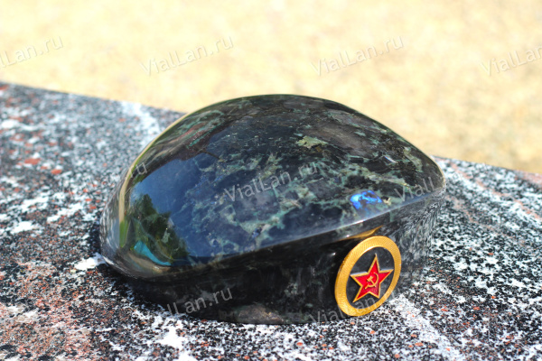 Берет (22*19*8, пироксенит Сопка Бунтина) арт:1779