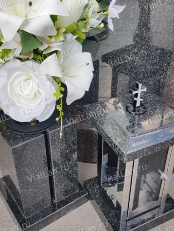 Лампада Гранд (гранит Габбро Карелия, корпус нержавеющая сталь) арт:1726